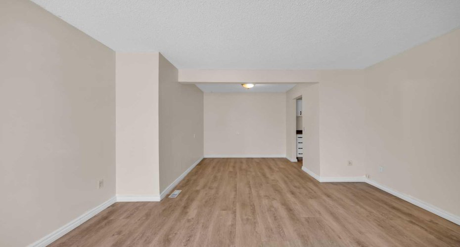 2519 38 Street, Calgary, Alberta T1Y 4W8, 2 Bedrooms Bedrooms, ,1 BathroomBathrooms,Residential,For Sale,38,A2277477