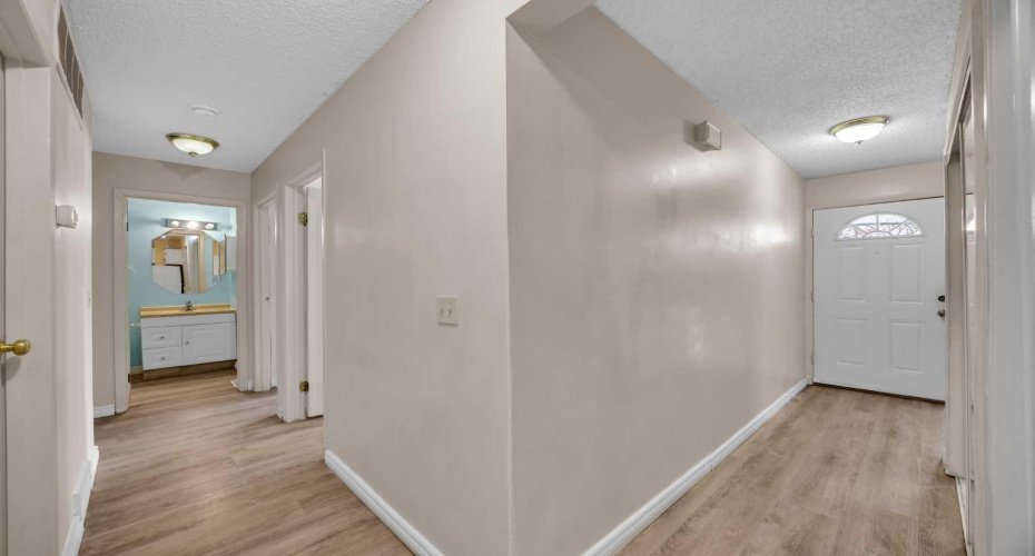2519 38 Street, Calgary, Alberta T1Y 4W8, 2 Bedrooms Bedrooms, ,1 BathroomBathrooms,Residential,For Sale,38,A2277477