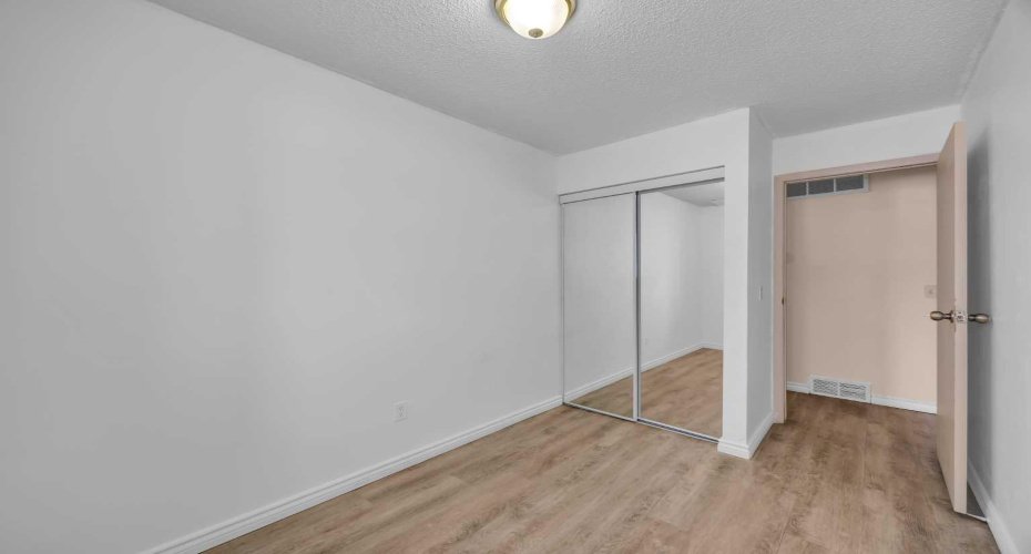 2519 38 Street, Calgary, Alberta T1Y 4W8, 2 Bedrooms Bedrooms, ,1 BathroomBathrooms,Residential,For Sale,38,A2277477