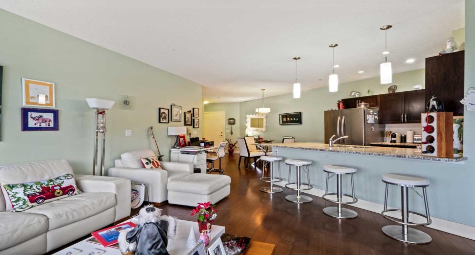 1899 45 Street, Calgary, Alberta T3B 4S3, 2 Bedrooms Bedrooms, ,2 BathroomsBathrooms,Residential,For Sale,45,A2274437