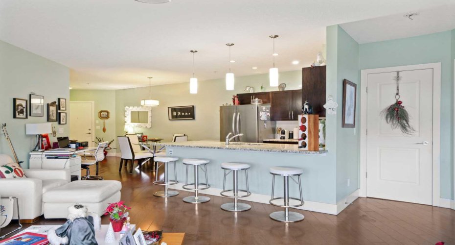 1899 45 Street, Calgary, Alberta T3B 4S3, 2 Bedrooms Bedrooms, ,2 BathroomsBathrooms,Residential,For Sale,45,A2274437