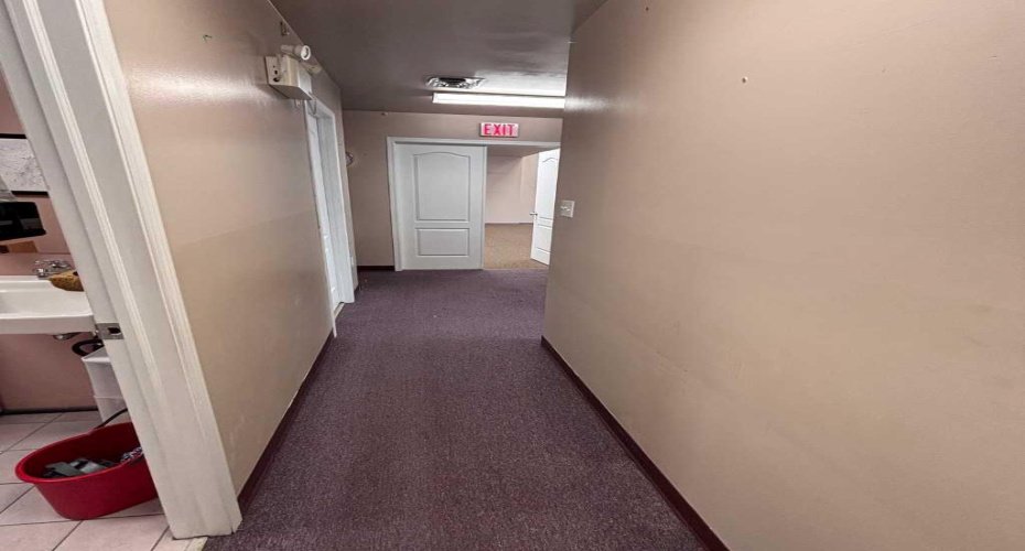 3295 Dunmore Road, Medicine Hat, Alberta T1B3R2, ,Commercial,For Lease,Dunmore,A2270140