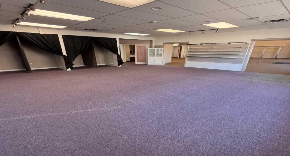 3295 Dunmore Road, Medicine Hat, Alberta T1B3R2, ,Commercial,For Lease,Dunmore,A2270140