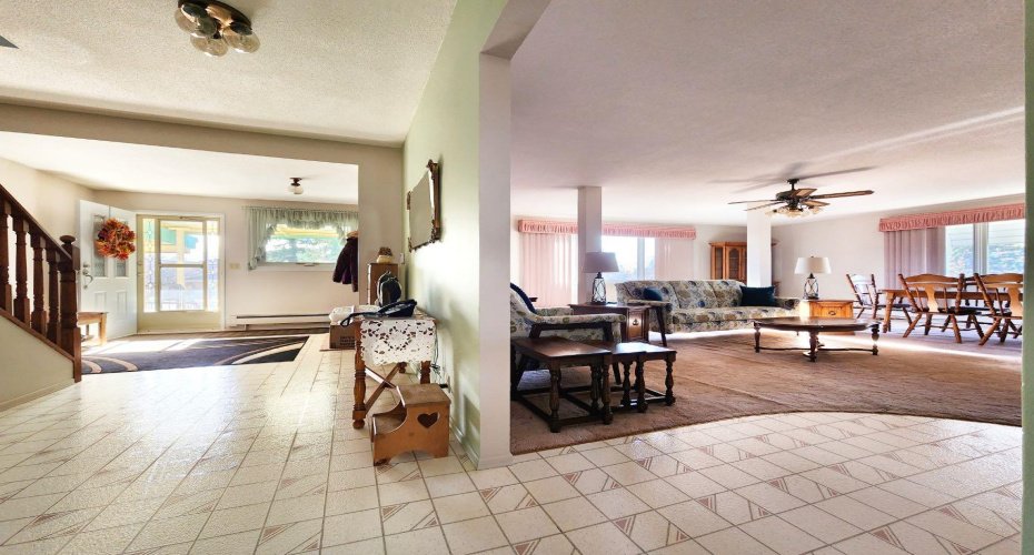 112 43 Avenue, Claresholm, Alberta T0L0T0, 4 Bedrooms Bedrooms, ,3 BathroomsBathrooms,Residential,For Sale,43,A2273845