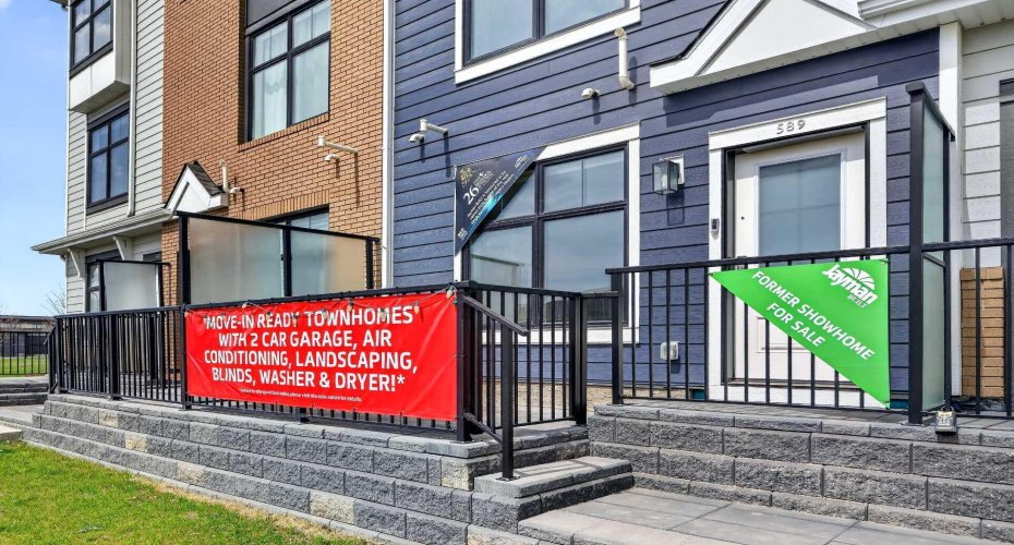 589 Mahogany Road, Calgary, Alberta T3M 3Y3, 2 Bedrooms Bedrooms, ,3 BathroomsBathrooms,Residential,For Sale,Mahogany,A2274258