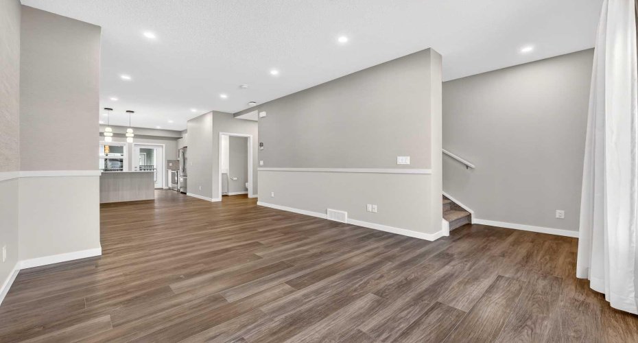 589 Mahogany Road, Calgary, Alberta T3M 3Y3, 2 Bedrooms Bedrooms, ,3 BathroomsBathrooms,Residential,For Sale,Mahogany,A2274258