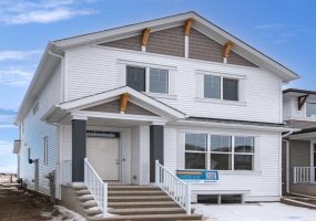 127 Montane Link, High River, Alberta T1V 0K8, 3 Bedrooms Bedrooms, ,3 BathroomsBathrooms,Residential,For Sale,Montane,A2274482