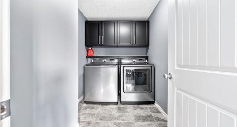 6 Ranchers Bay, Okotoks, Alberta t1s0p2, 5 Bedrooms Bedrooms, ,4 BathroomsBathrooms,Residential,For Sale,Ranchers,A2277306