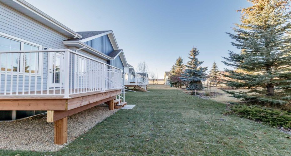 4930 Beardsley Avenue, Lacombe, Alberta T4L0G4, 2 Bedrooms Bedrooms, ,2 BathroomsBathrooms,Residential,For Sale,Beardsley,A2277431