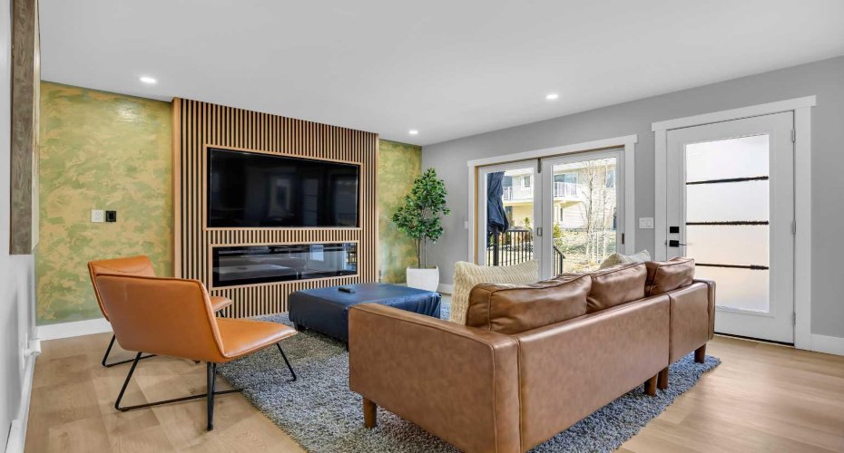 122 Hawkstone Drive, Calgary, Alberta T3G 3L7, 6 Bedrooms Bedrooms, ,5 BathroomsBathrooms,Residential,For Sale,Hawkstone,A2277605