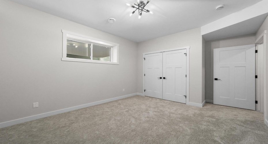 4907 53 Street, Camrose, Alberta T4V 1Z1, 6 Bedrooms Bedrooms, ,4 BathroomsBathrooms,Residential,For Sale,53,A2277607