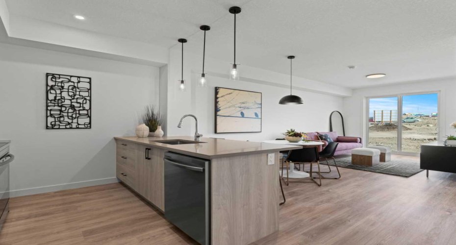 2026 81 Street, Calgary, Alberta T3H3V9, 1 Bedroom Bedrooms, ,1 BathroomBathrooms,Residential,For Sale,81,A2276959