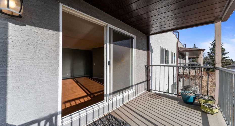 280 Banister Drive, Okotoks, Alberta T1S 1Y5, 2 Bedrooms Bedrooms, ,1 BathroomBathrooms,Residential,For Sale,Banister,A2278025