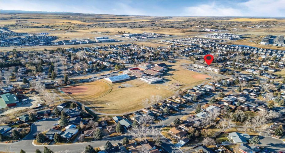 280 Banister Drive, Okotoks, Alberta T1S 1Y5, 2 Bedrooms Bedrooms, ,1 BathroomBathrooms,Residential,For Sale,Banister,A2278025