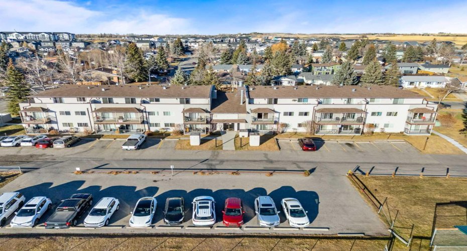 280 Banister Drive, Okotoks, Alberta T1S 1Y5, 2 Bedrooms Bedrooms, ,1 BathroomBathrooms,Residential,For Sale,Banister,A2278025