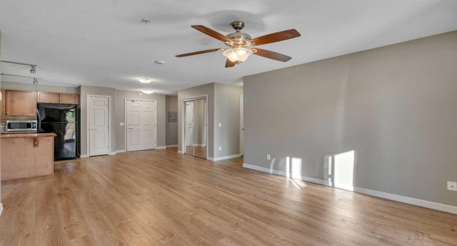 92 Crystal Shores Road, Okotoks, Alberta T1S 2N2, 2 Bedrooms Bedrooms, ,2 BathroomsBathrooms,Residential,For Sale,Crystal Shores,A2276125