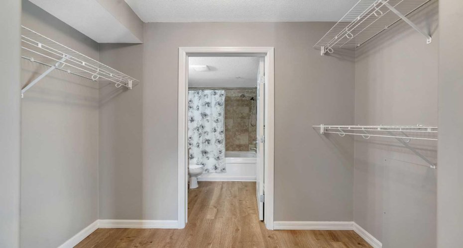 92 Crystal Shores Road, Okotoks, Alberta T1S 2N2, 2 Bedrooms Bedrooms, ,2 BathroomsBathrooms,Residential,For Sale,Crystal Shores,A2276125