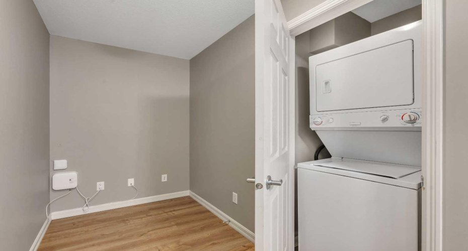 92 Crystal Shores Road, Okotoks, Alberta T1S 2N2, 2 Bedrooms Bedrooms, ,2 BathroomsBathrooms,Residential,For Sale,Crystal Shores,A2276125