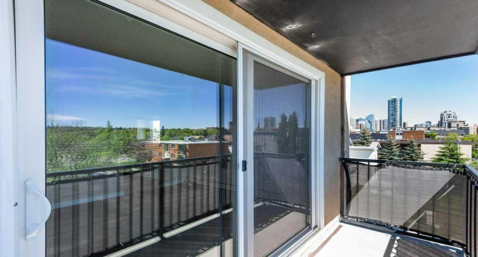 1703 11 Avenue, Calgary, Alberta T3K 1J5, 2 Bedrooms Bedrooms, ,1 BathroomBathrooms,Residential,For Sale,11,A2277159