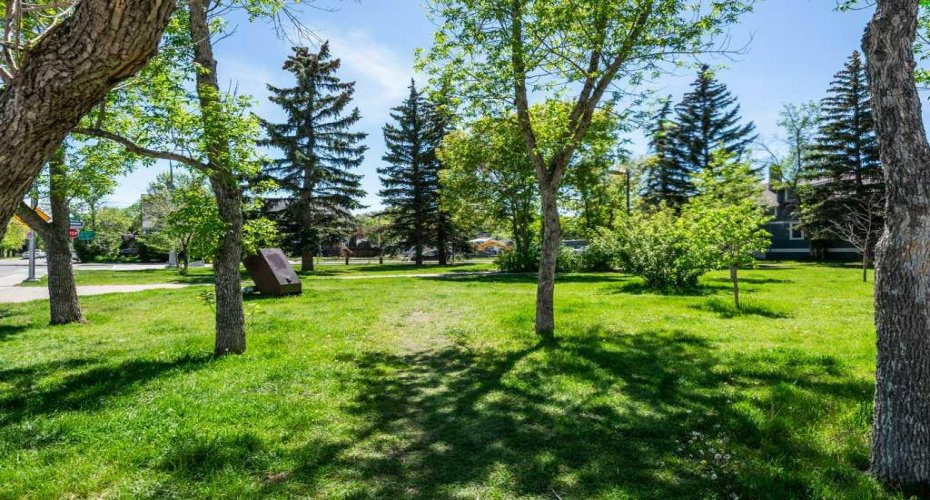 1703 11 Avenue, Calgary, Alberta T3K 1J5, 2 Bedrooms Bedrooms, ,1 BathroomBathrooms,Residential,For Sale,11,A2277159