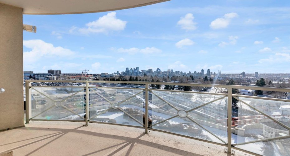 Sunrise & sunset bbq balcony