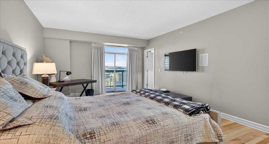 836 15 Avenue, Calgary, Alberta T2R 1S2, 2 Bedrooms Bedrooms, ,2 BathroomsBathrooms,Residential,For Sale,15,A2277566