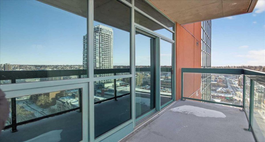 836 15 Avenue, Calgary, Alberta T2R 1S2, 2 Bedrooms Bedrooms, ,2 BathroomsBathrooms,Residential,For Sale,15,A2277566