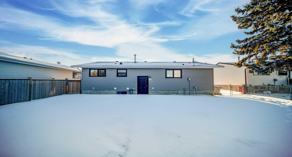 226 5 Avenue, Wainwright, Alberta T9W 1A8, 3 Bedrooms Bedrooms, ,1 BathroomBathrooms,Residential,For Sale,5,A2277621
