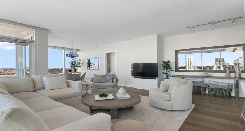 433 11 Avenue, Calgary, Alberta T2G 0C7, 2 Bedrooms Bedrooms, ,2 BathroomsBathrooms,Residential,For Sale,11,A2277678