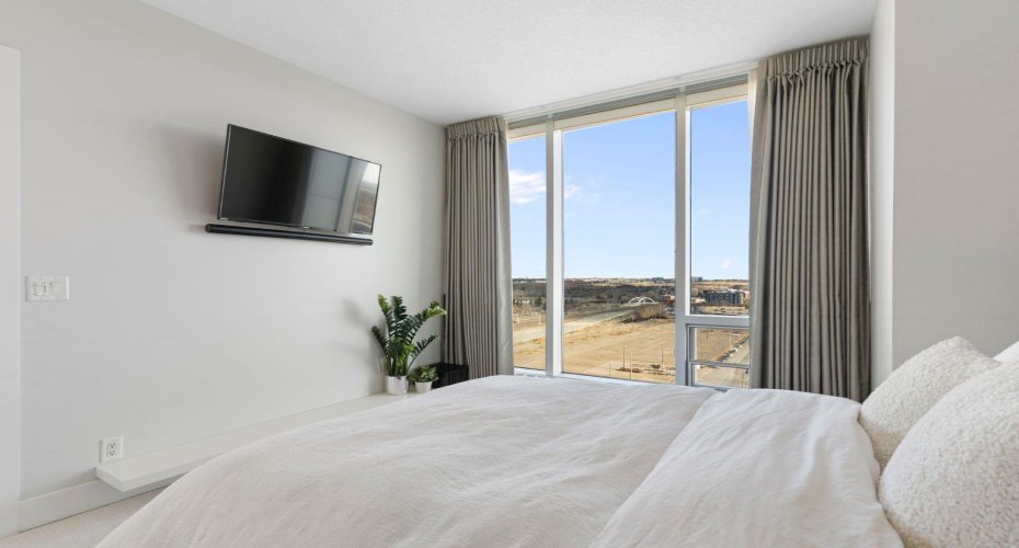 433 11 Avenue, Calgary, Alberta T2G 0C7, 2 Bedrooms Bedrooms, ,2 BathroomsBathrooms,Residential,For Sale,11,A2277678