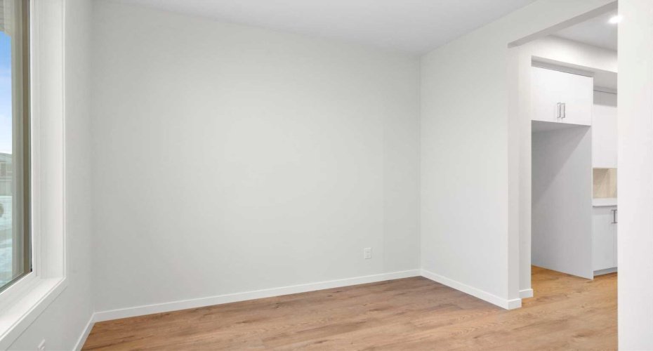 107 Royston Way, Calgary, Alberta T3L 0M4, 3 Bedrooms Bedrooms, ,3 BathroomsBathrooms,Residential,For Sale,Royston,A2277807