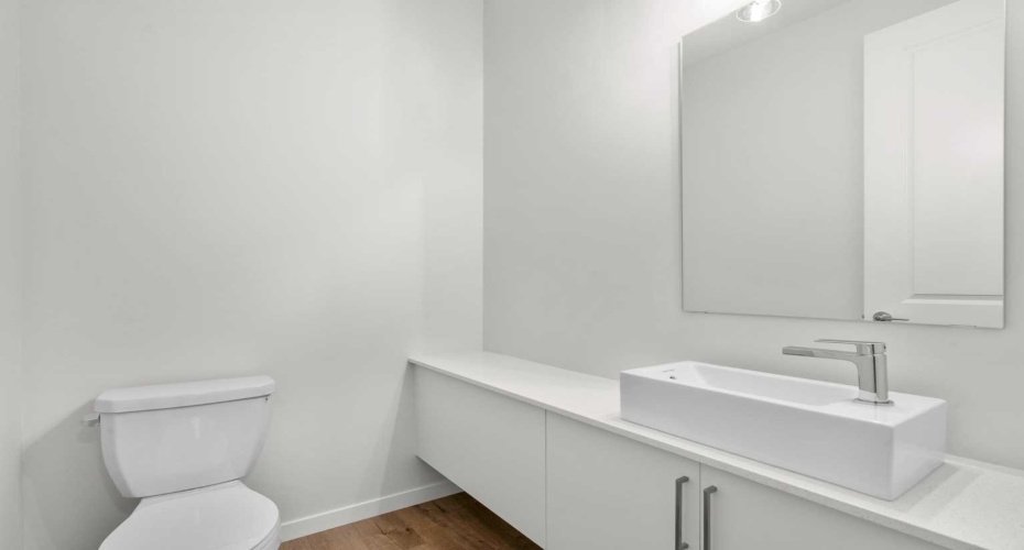 107 Royston Way, Calgary, Alberta T3L 0M4, 3 Bedrooms Bedrooms, ,3 BathroomsBathrooms,Residential,For Sale,Royston,A2277807