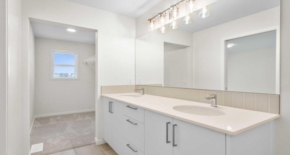 107 Royston Way, Calgary, Alberta T3L 0M4, 3 Bedrooms Bedrooms, ,3 BathroomsBathrooms,Residential,For Sale,Royston,A2277807