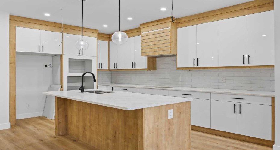 192 Saddlelake Manor, Calgary, Alberta T3J2L5, 6 Bedrooms Bedrooms, ,4 BathroomsBathrooms,Residential,For Sale,Saddlelake,A2277895