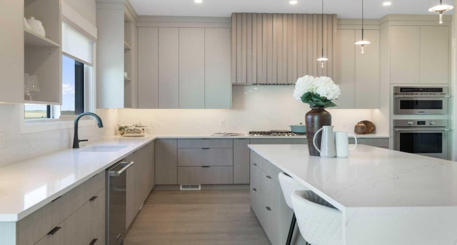 232 West Chestermere Drive, Chestermere, Alberta T1X 1B2, 7 Bedrooms Bedrooms, ,5 BathroomsBathrooms,Residential,For Sale,West Chestermere,A2277978