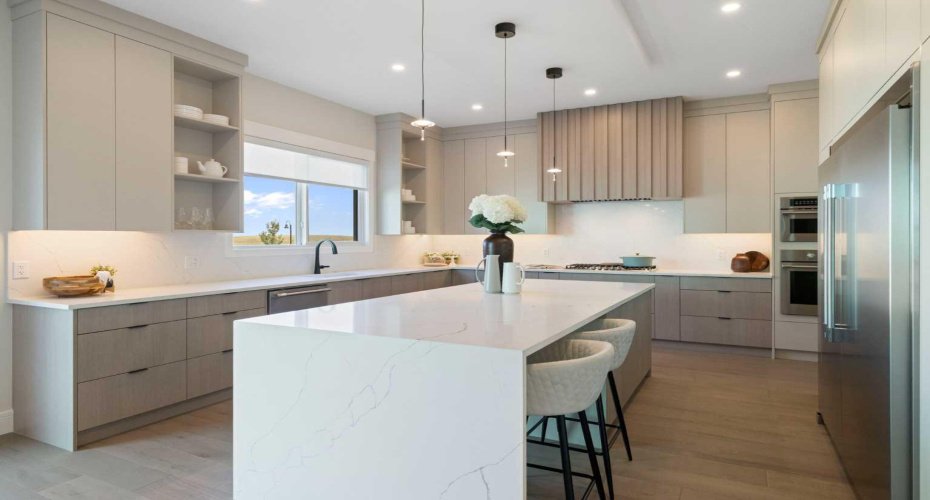 232 West Chestermere Drive, Chestermere, Alberta T1X 1B2, 7 Bedrooms Bedrooms, ,5 BathroomsBathrooms,Residential,For Sale,West Chestermere,A2277978