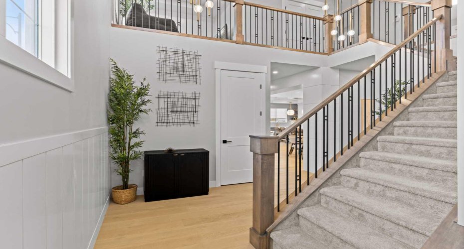 3 Waterford Manor, Chestermere, Alberta T1X 2T9, 8 Bedrooms Bedrooms, ,5 BathroomsBathrooms,Residential,For Sale,Waterford,A2278003