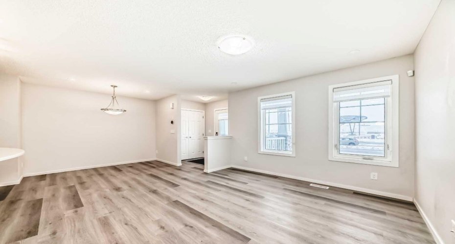 1337 140 Avenue, Calgary, Alberta T2K0E3, 3 Bedrooms Bedrooms, ,3 BathroomsBathrooms,Residential,For Sale,140,A2275880