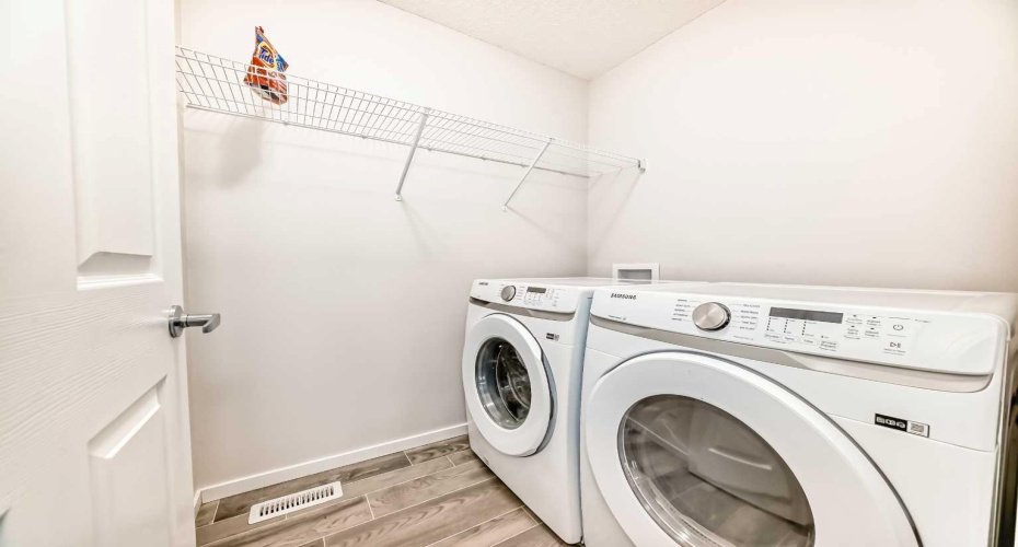 1337 140 Avenue, Calgary, Alberta T2K0E3, 3 Bedrooms Bedrooms, ,3 BathroomsBathrooms,Residential,For Sale,140,A2275880