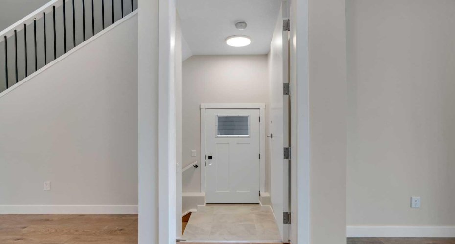 8631 48 Avenue, Calgary, Alberta T3B 2B3, 4 Bedrooms Bedrooms, ,4 BathroomsBathrooms,Residential,For Sale,48,A2276269