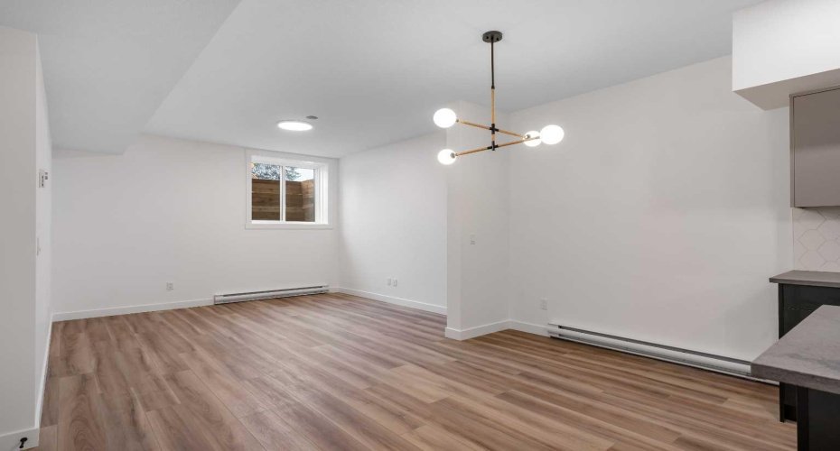 8633 48 Avenue, Calgary, Alberta T3B 2B3, 4 Bedrooms Bedrooms, ,4 BathroomsBathrooms,Residential,For Sale,48,A2276270