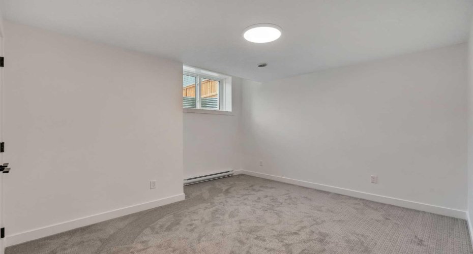 8633 48 Avenue, Calgary, Alberta T3B 2B3, 4 Bedrooms Bedrooms, ,4 BathroomsBathrooms,Residential,For Sale,48,A2276270