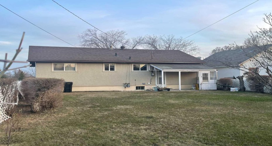 11120 105 Avenue, Fairview, Alberta T0H1L0, 3 Bedrooms Bedrooms, ,2 BathroomsBathrooms,Residential,For Sale,105,A2277717