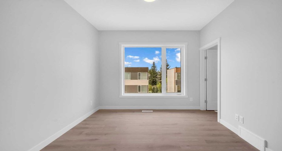 305 Shawnee Square, Calgary, Alberta T2Y0W4, 2 Bedrooms Bedrooms, ,3 BathroomsBathrooms,Residential,For Sale,Shawnee,A2277723