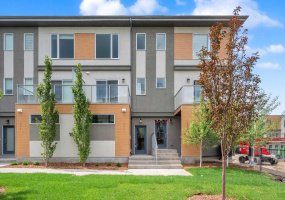 305 Shawnee Square, Calgary, Alberta T2Y0W4, 2 Bedrooms Bedrooms, ,3 BathroomsBathrooms,Residential,For Sale,Shawnee,A2277723 305 Shawnee Square, Calgary, Alberta T2Y0W4, 2 Bedrooms Bedrooms, ,3 BathroomsBathrooms,Residential,For Sale,Shawnee,A2277723