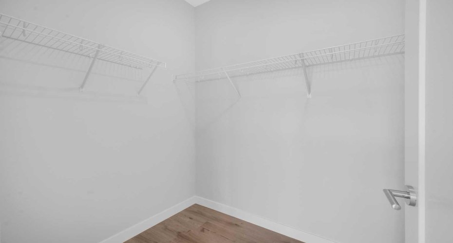 305 Shawnee Square, Calgary, Alberta T2Y0W4, 2 Bedrooms Bedrooms, ,3 BathroomsBathrooms,Residential,For Sale,Shawnee,A2277723