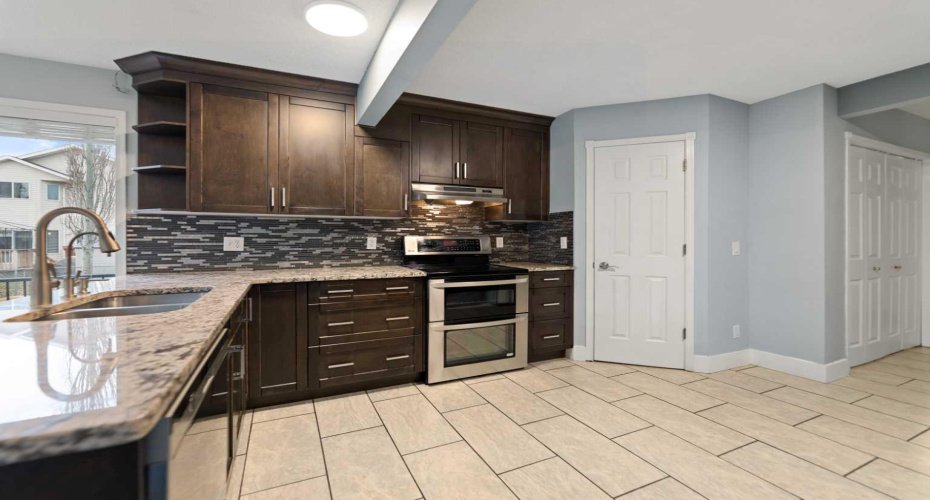 86 Coral Springs Close, Calgary, Alberta T3J 3S4, 5 Bedrooms Bedrooms, ,4 BathroomsBathrooms,Residential,For Sale,Coral Springs,A2277845