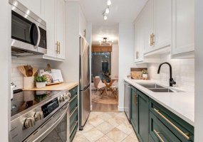 718 12 Avenue, Calgary, Alberta T2R 0H7, 2 Bedrooms Bedrooms, ,1 BathroomBathrooms,Residential,For Sale,12,A2278007 718 12 Avenue, Calgary, Alberta T2R 0H7, 2 Bedrooms Bedrooms, ,1 BathroomBathrooms,Residential,For Sale,12,A2278007