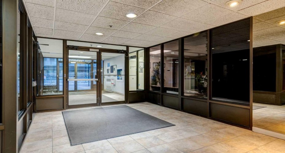 718 12 Avenue, Calgary, Alberta T2R 0H7, 2 Bedrooms Bedrooms, ,1 BathroomBathrooms,Residential,For Sale,12,A2278007