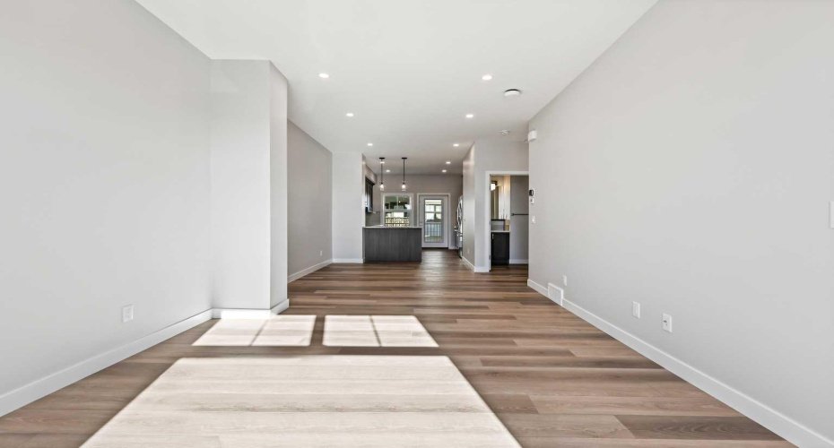 611 Mahogany Road, Calgary, Alberta T3M 3Y3, 2 Bedrooms Bedrooms, ,3 BathroomsBathrooms,Residential,For Sale,Mahogany,A2278057